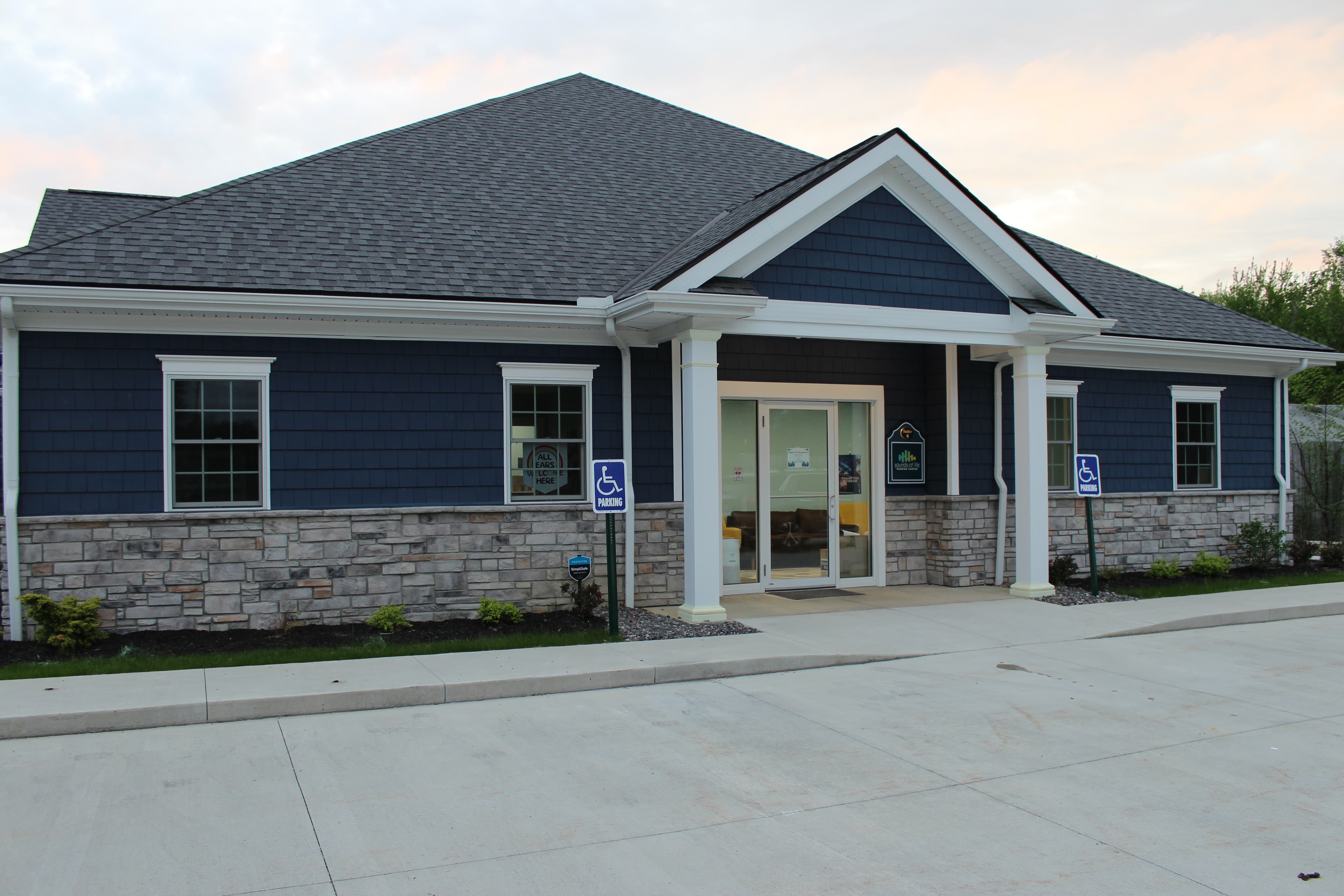 Sounds of Life Hearing Center building at 8003 Auburn Road, Concord Township, Ohio